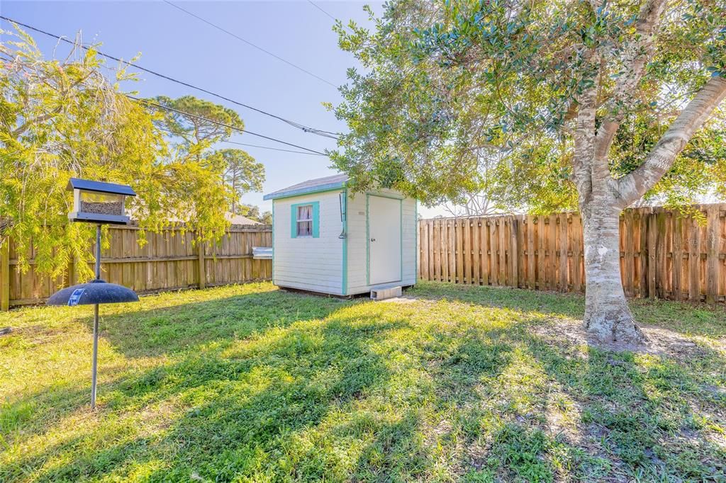 For Sale: $410,000 (4 beds, 2 baths, 1837 Square Feet)