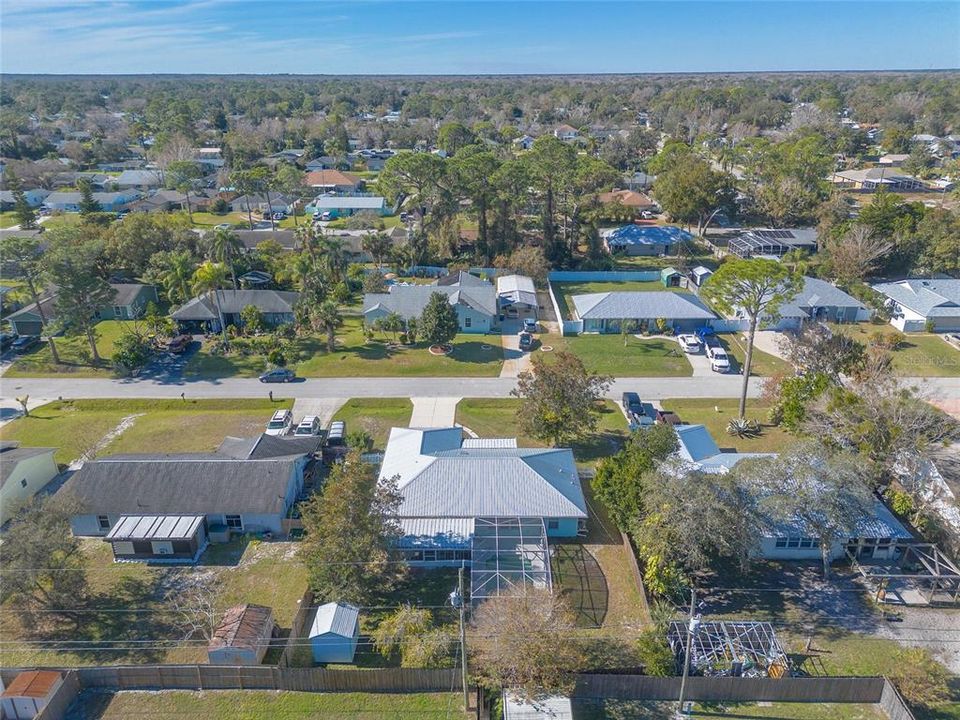 For Sale: $410,000 (4 beds, 2 baths, 1837 Square Feet)