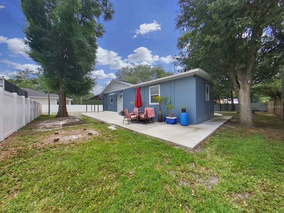 For Sale: $479,000 (4 beds, 3 baths, 1608 Square Feet)