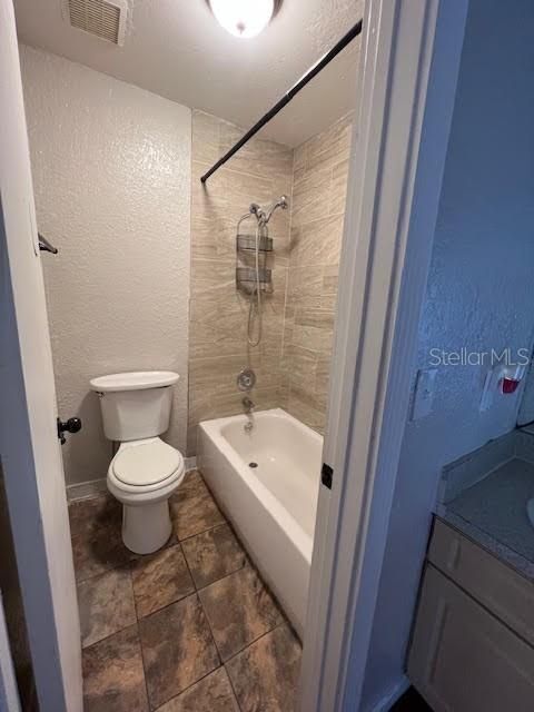 For Sale: $115,000 (2 beds, 2 baths, 1211 Square Feet)