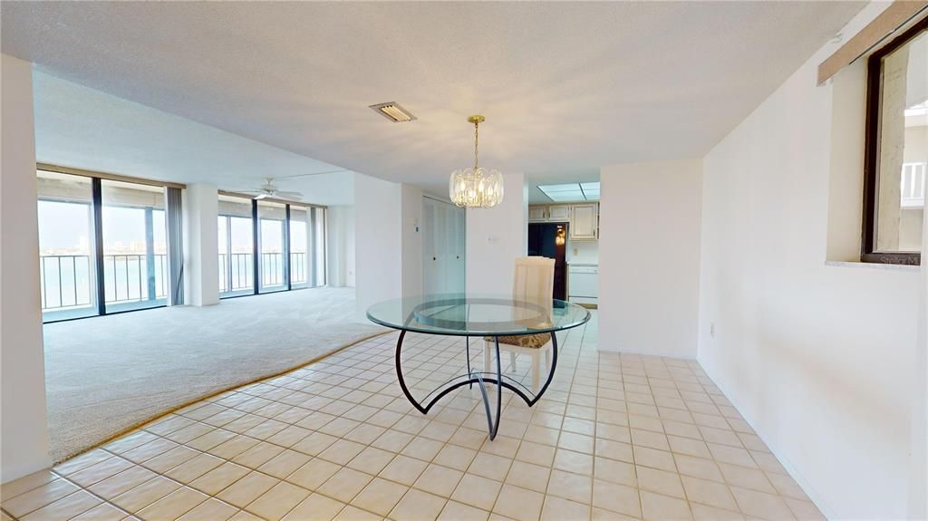 For Sale: $649,000 (2 beds, 2 baths, 1450 Square Feet)