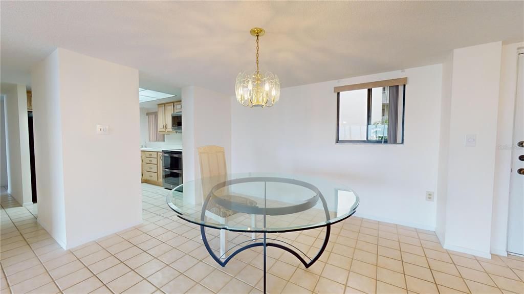 For Sale: $649,000 (2 beds, 2 baths, 1450 Square Feet)