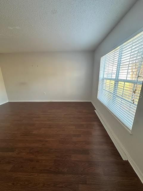 For Rent: $2,600 (3 beds, 2 baths, 2416 Square Feet)