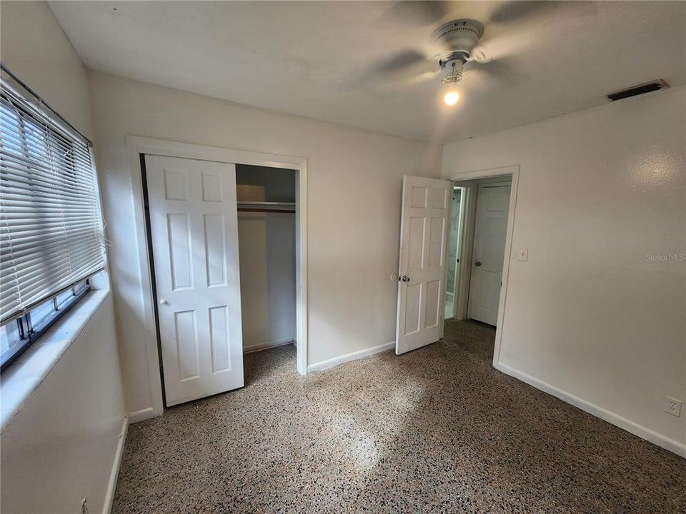 For Rent: $2,200 (2 beds, 1 baths, 1300 Square Feet)