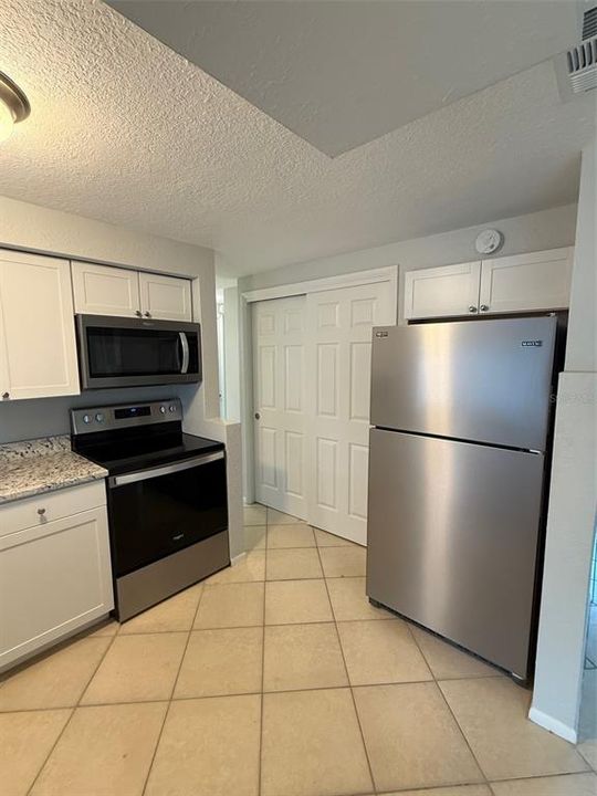 For Sale: $310,000 (2 beds, 1 baths, 1150 Square Feet)