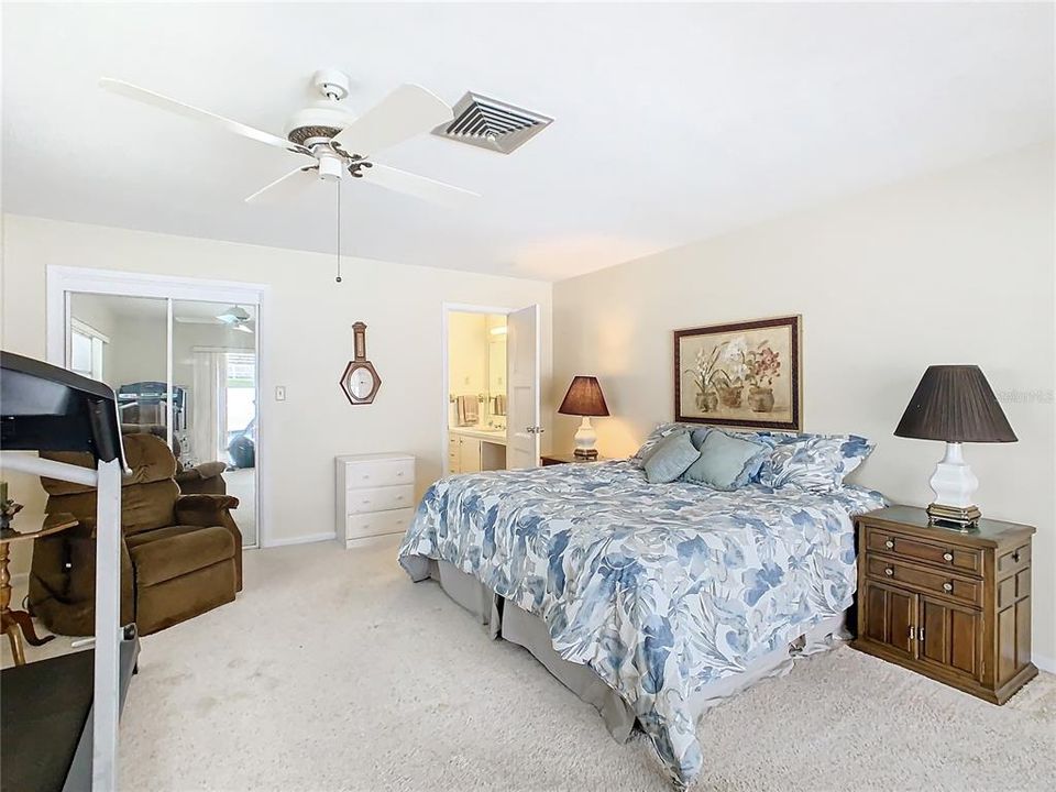 Master bedroom has walk-in closet and en-suite bathroom.