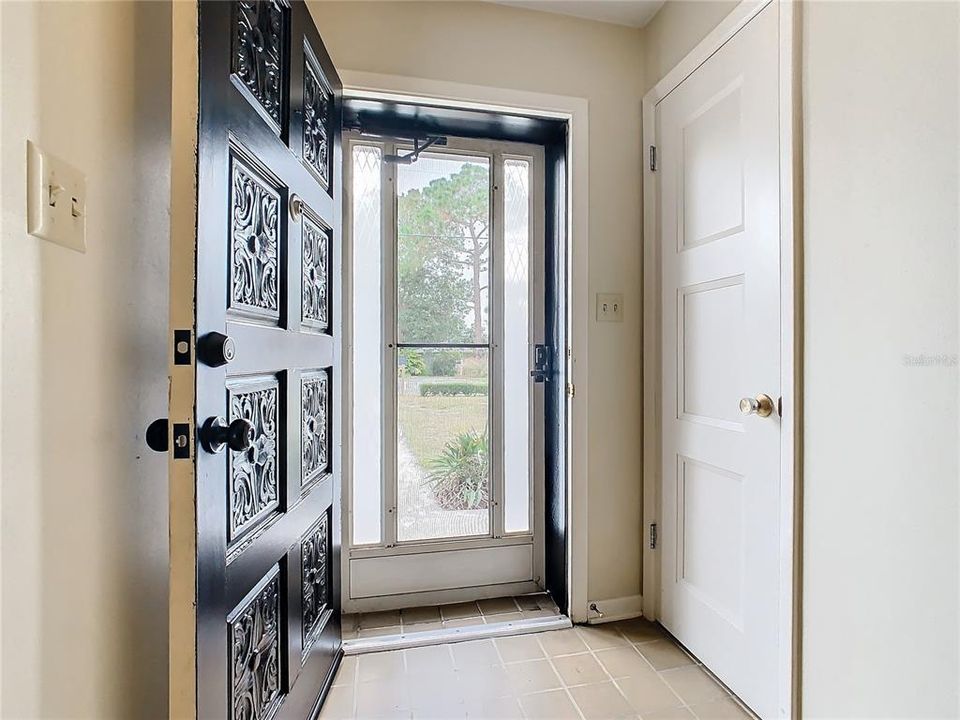 Front entry way/foyer.