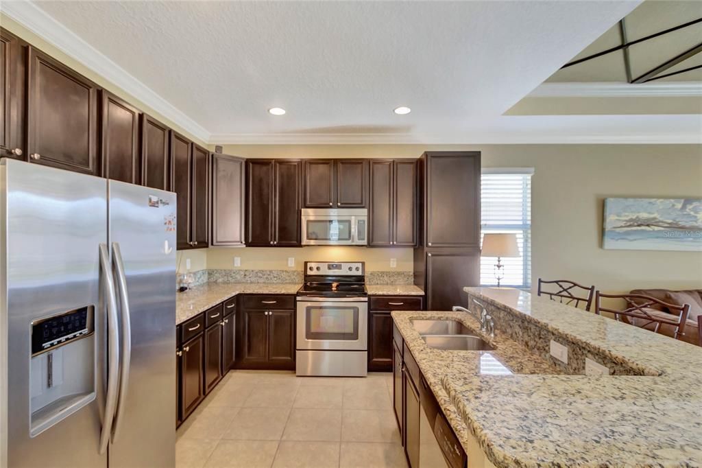 Kitchen with Tiled floors