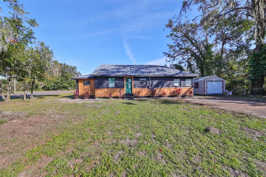 For Sale: $269,000 (4 beds, 2 baths, 1250 Square Feet)