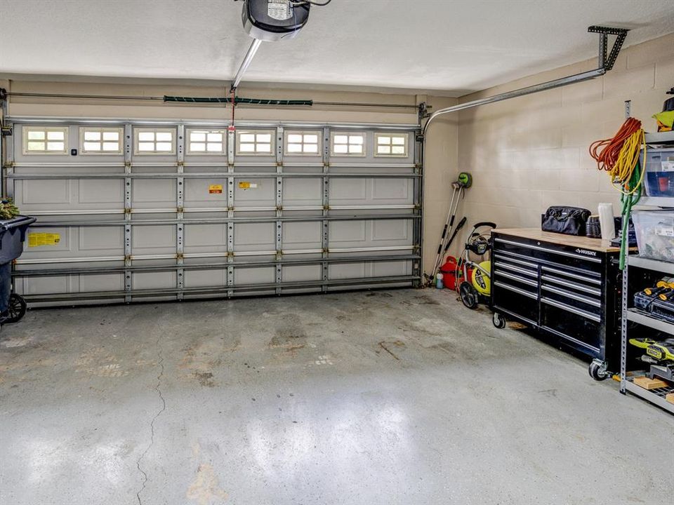 Garage.