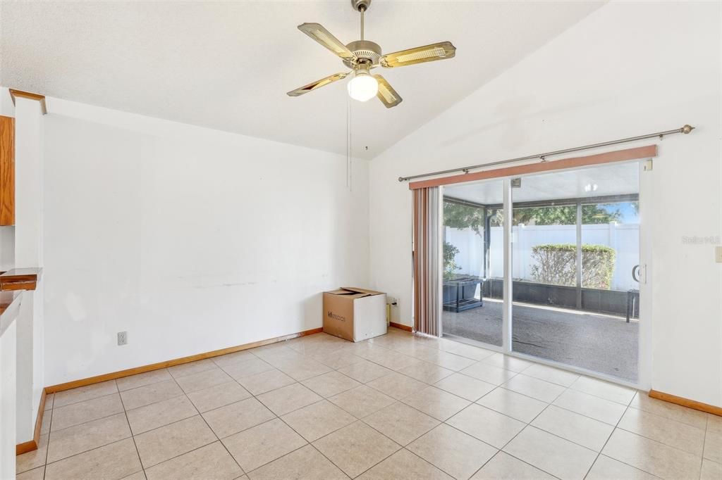 For Sale: $350,000 (4 beds, 2 baths, 1613 Square Feet)