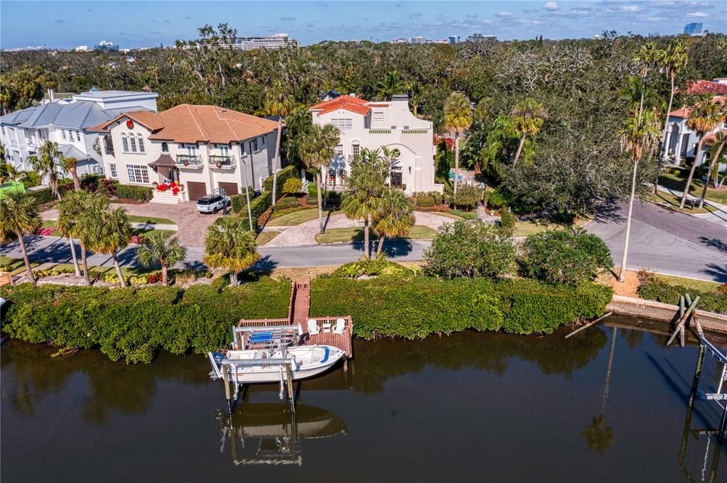 For Sale: $3,999,000 (4 beds, 3 baths, 5476 Square Feet)