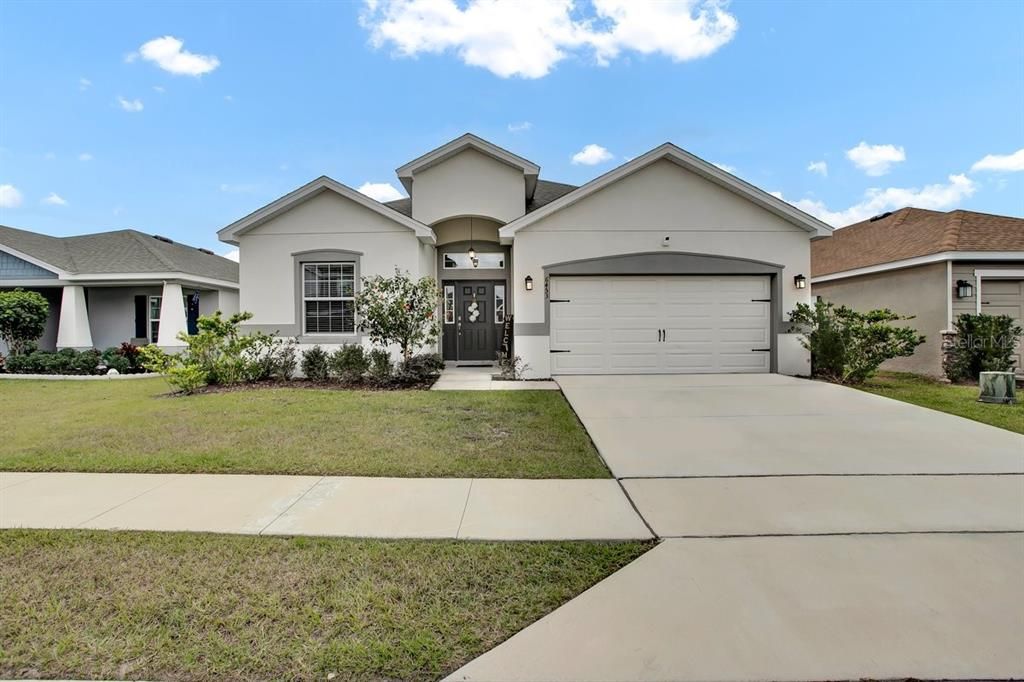 For Sale: $379,500 (4 beds, 2 baths, 2022 Square Feet)