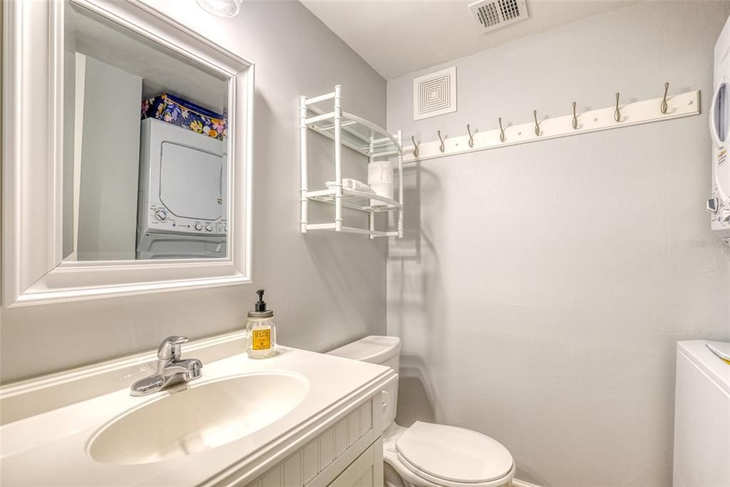 For Sale: $474,999 (1 beds, 1 baths, 755 Square Feet)