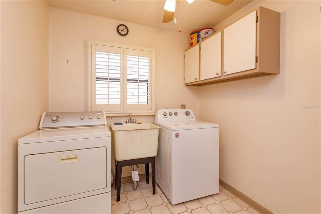 Laundry Room9'x7'