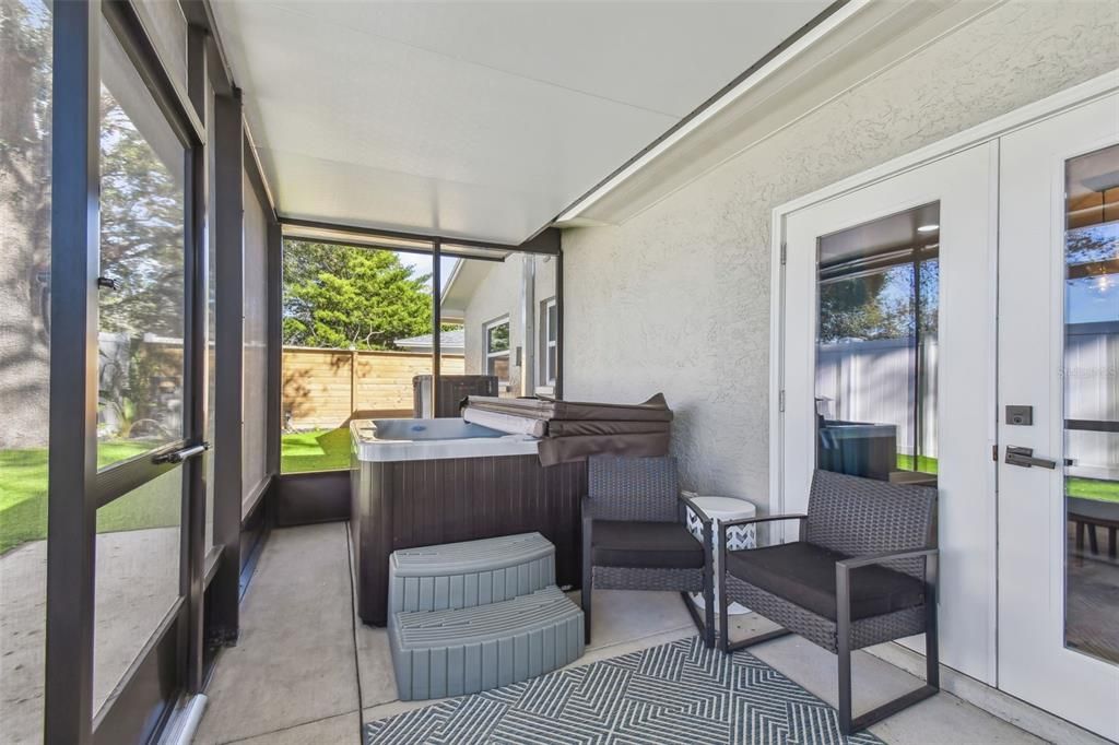 Screened Sunporch with Spa