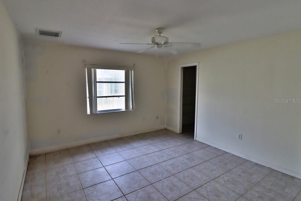 For Sale: $144,000 (3 beds, 2 baths, 2280 Square Feet)