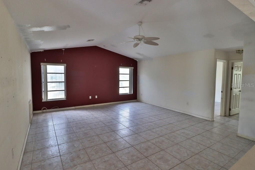 For Sale: $144,000 (3 beds, 2 baths, 2280 Square Feet)