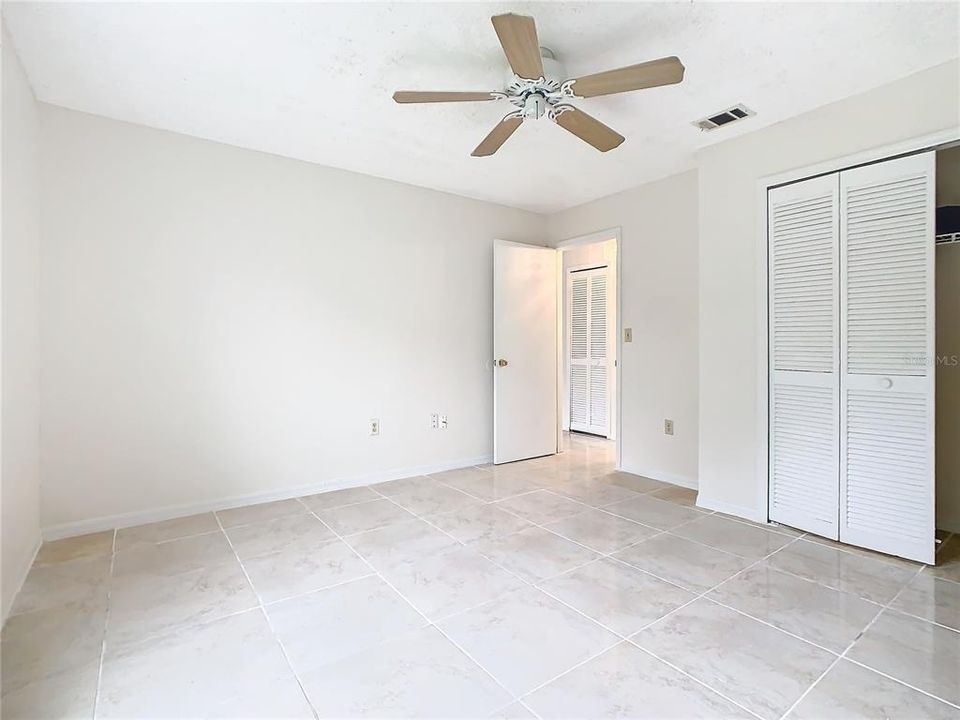 For Sale: $329,900 (3 beds, 2 baths, 1940 Square Feet)