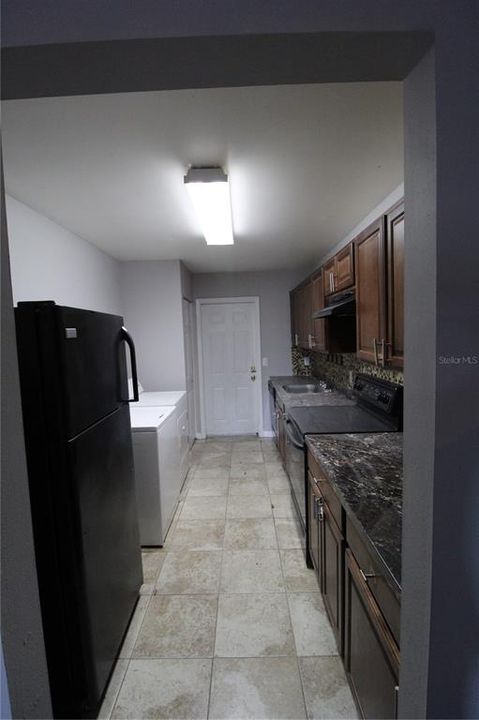 For Rent: $1,600 (3 beds, 2 baths, 1200 Square Feet)