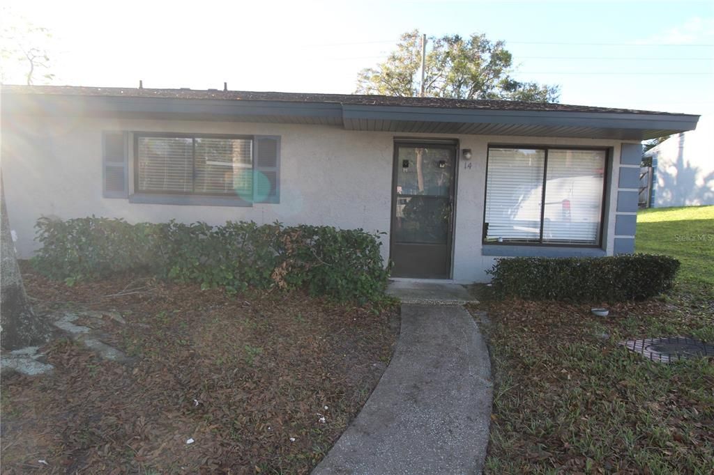 For Rent: $1,600 (3 beds, 2 baths, 1200 Square Feet)