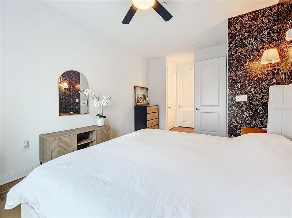 For Sale: $675,000 (2 beds, 2 baths, 1360 Square Feet)