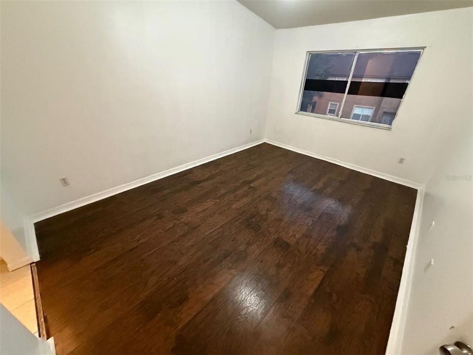 For Rent: $1,800 (3 beds, 2 baths, 1765 Square Feet)