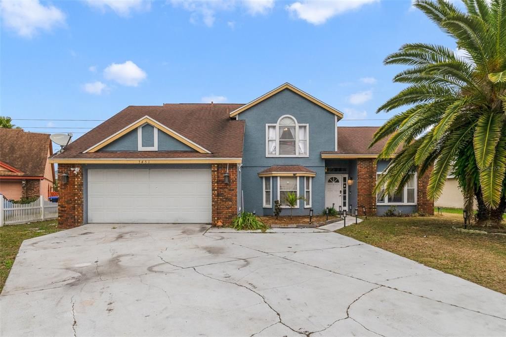 No HOA, no rear neighbors, a main floor primary suite and a great central location are the perfect combination in this 4BD/2.5BA **POOL HOME** that also features a NEW A/C (2024), POOL RESURFACED (2024), UPDATED WATER HEATER (2020), and a large fenced backyard!