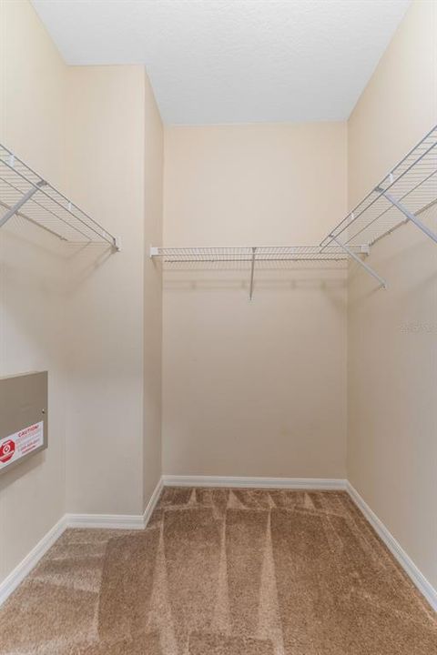 walk-in closet