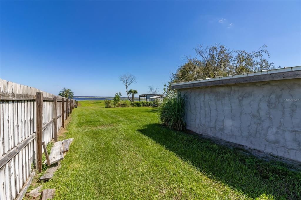 Active With Contract: $575,000 (3 beds, 2 baths, 1999 Square Feet)