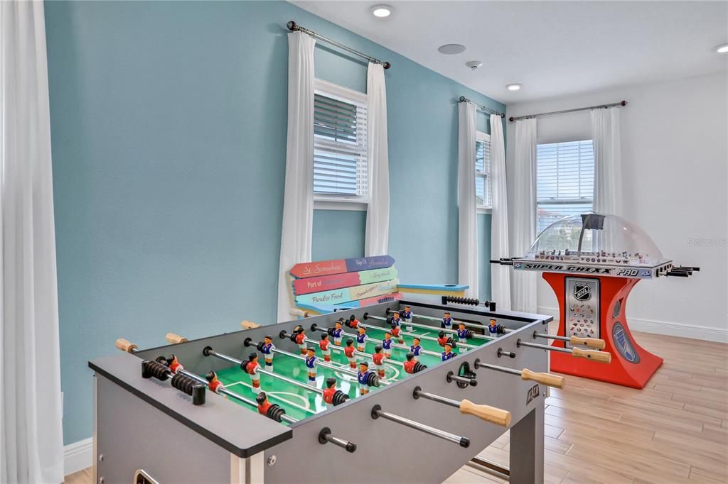 待售: $1,750,000 (8 贝兹, 9 浴室, 4092 平方英尺)