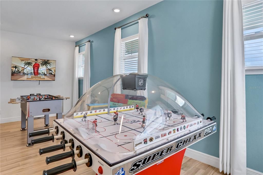 待售: $1,750,000 (8 贝兹, 9 浴室, 4092 平方英尺)