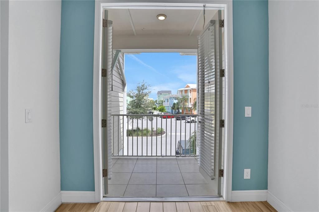 待售: $1,750,000 (8 贝兹, 9 浴室, 4092 平方英尺)