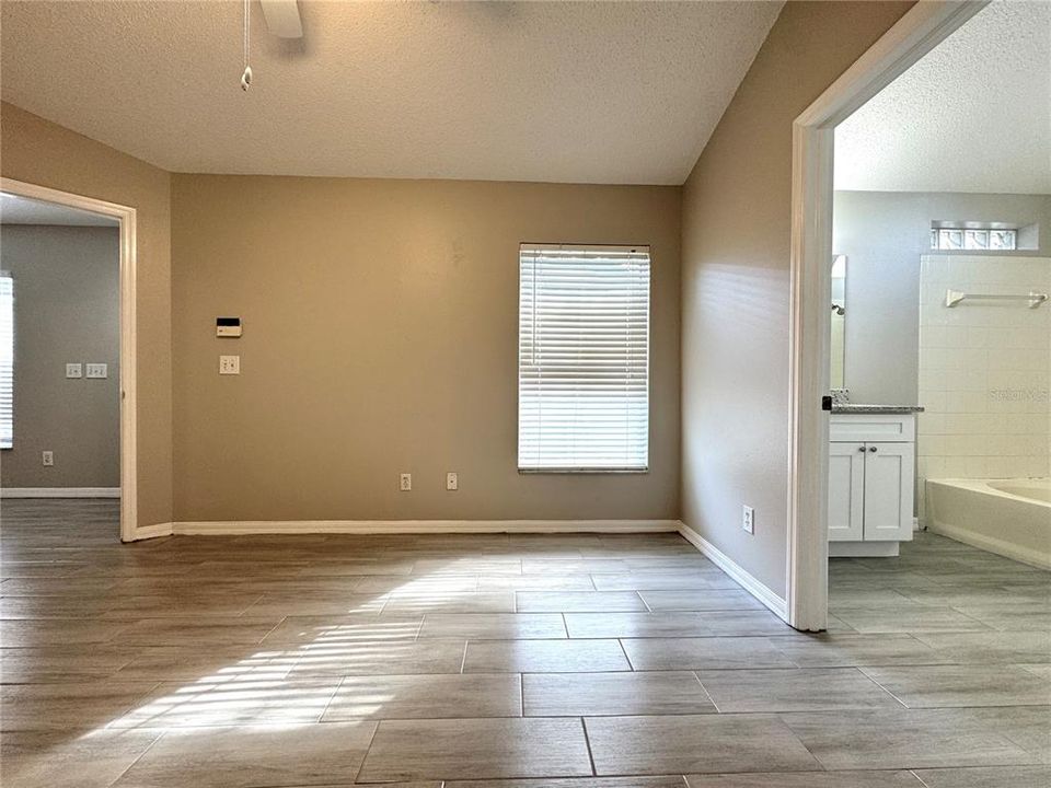 For Rent: $3,300 (4 beds, 2 baths, 1351 Square Feet)