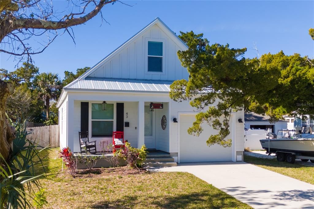 For Sale: $779,000 (3 beds, 2 baths, 1710 Square Feet)