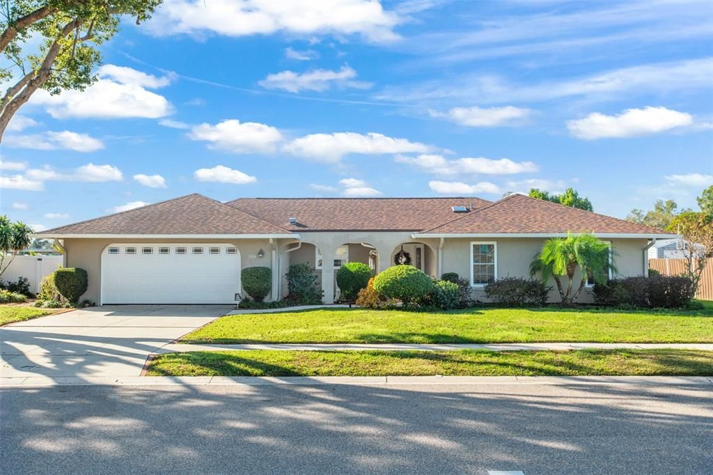 For Sale: $520,000 (4 beds, 2 baths, 2058 Square Feet)