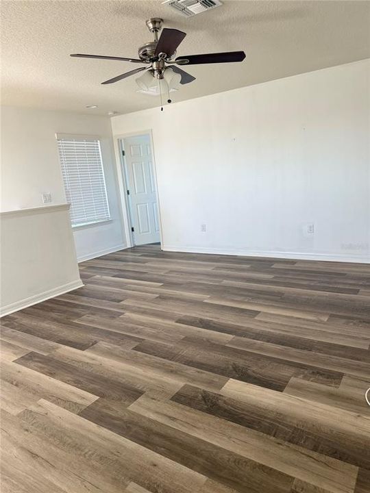 For Rent: $3,000 (3 beds, 2 baths, 2128 Square Feet)