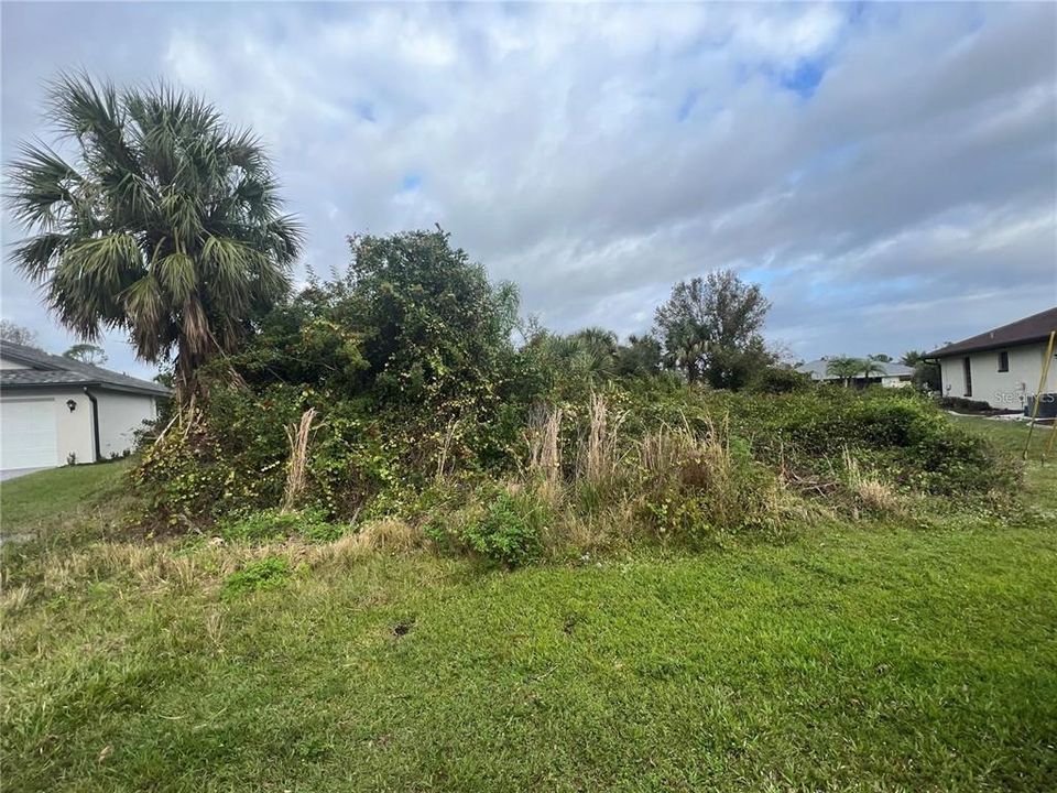 En Venta: $45,000 (0.25 acres)