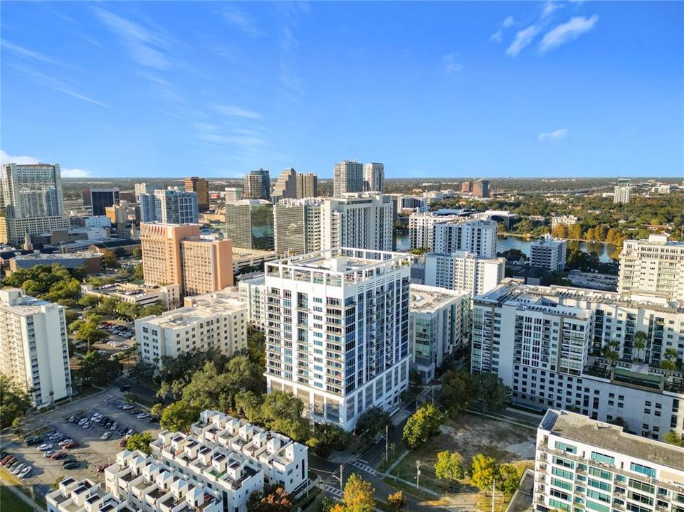 For Sale: $770,000 (2 beds, 2 baths, 1975 Square Feet)