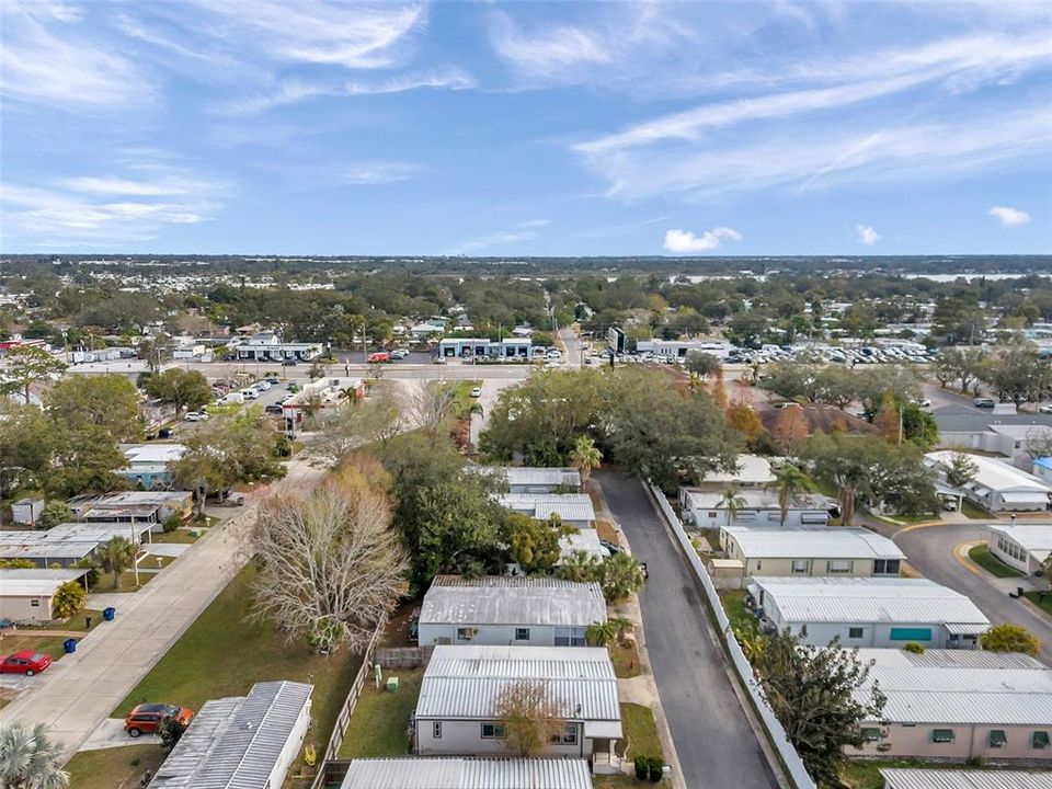 合同活跃: $65,000 (2 贝兹, 2 浴室, 1063 平方英尺)