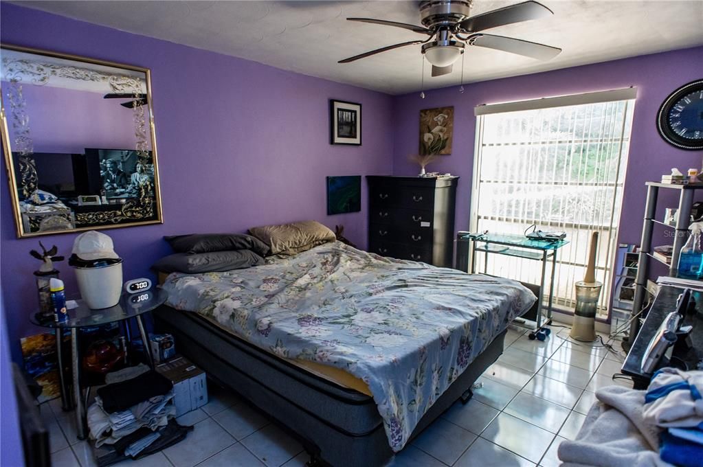 For Sale: $135,000 (2 beds, 1 baths, 831 Square Feet)