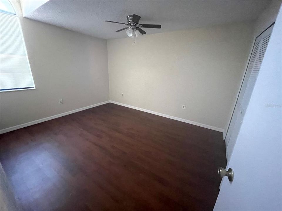 For Rent: $2,000 (3 beds, 2 baths, 1705 Square Feet)