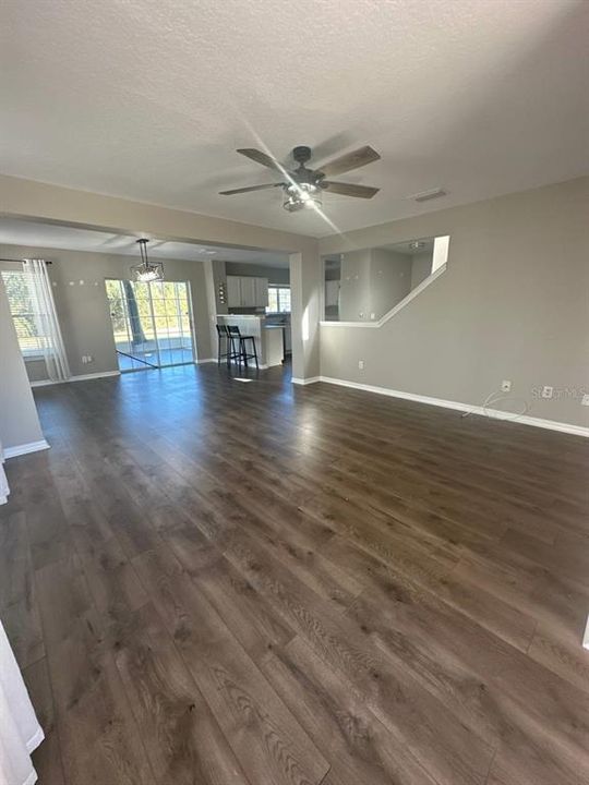 For Rent: $2,400 (3 beds, 2 baths, 1596 Square Feet)