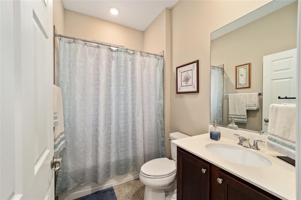 For Sale: $314,900 (2 beds, 2 baths, 1468 Square Feet)