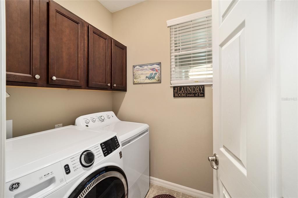 For Sale: $314,900 (2 beds, 2 baths, 1468 Square Feet)