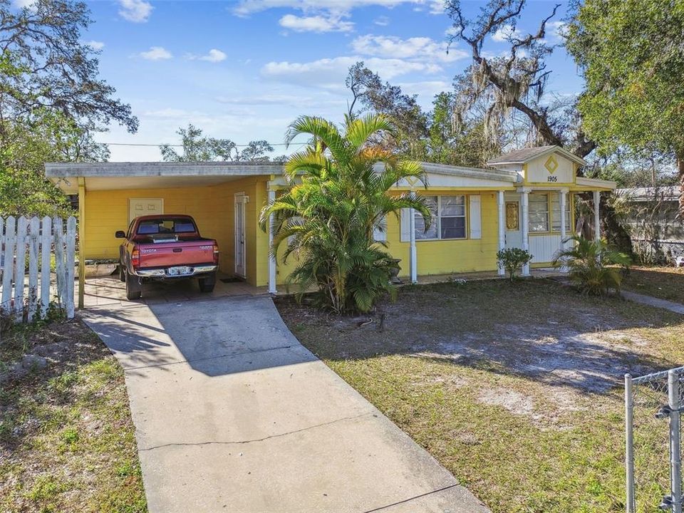 For Sale: $229,900 (3 beds, 1 baths, 1155 Square Feet)