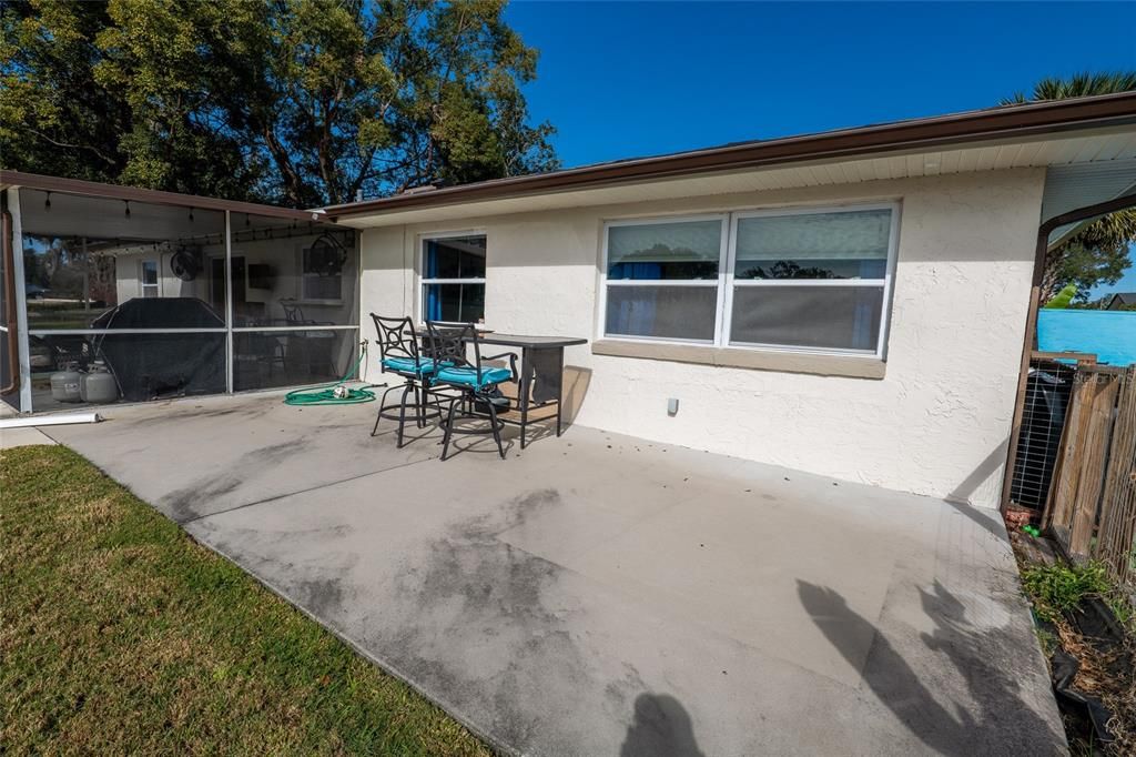 For Sale: $445,000 (3 beds, 2 baths, 1708 Square Feet)