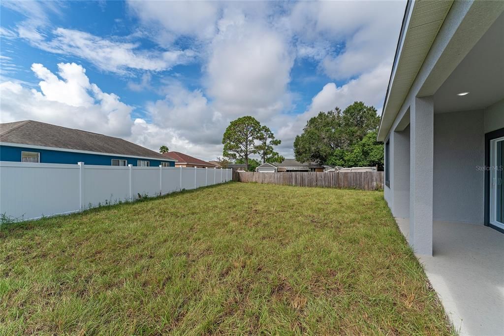 For Sale: $399,500 (4 beds, 2 baths, 1572 Square Feet)