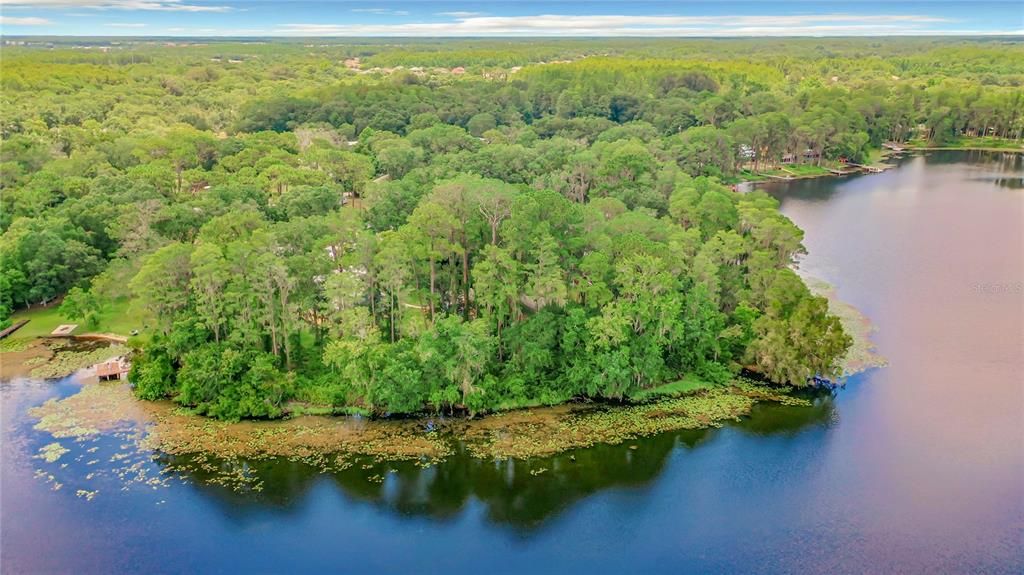 待售: $220,000 (0.98 acres)