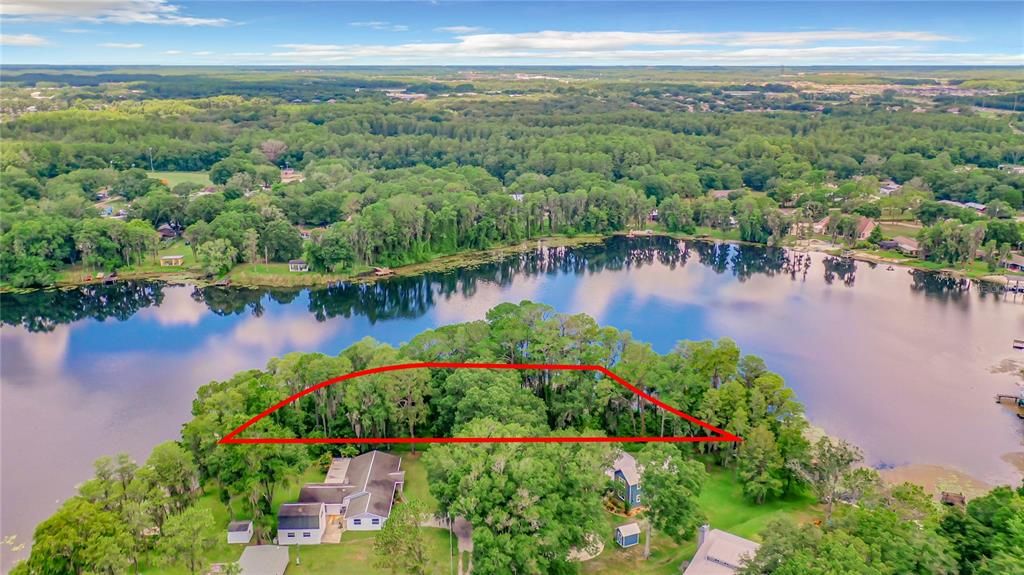 待售: $220,000 (0.98 acres)